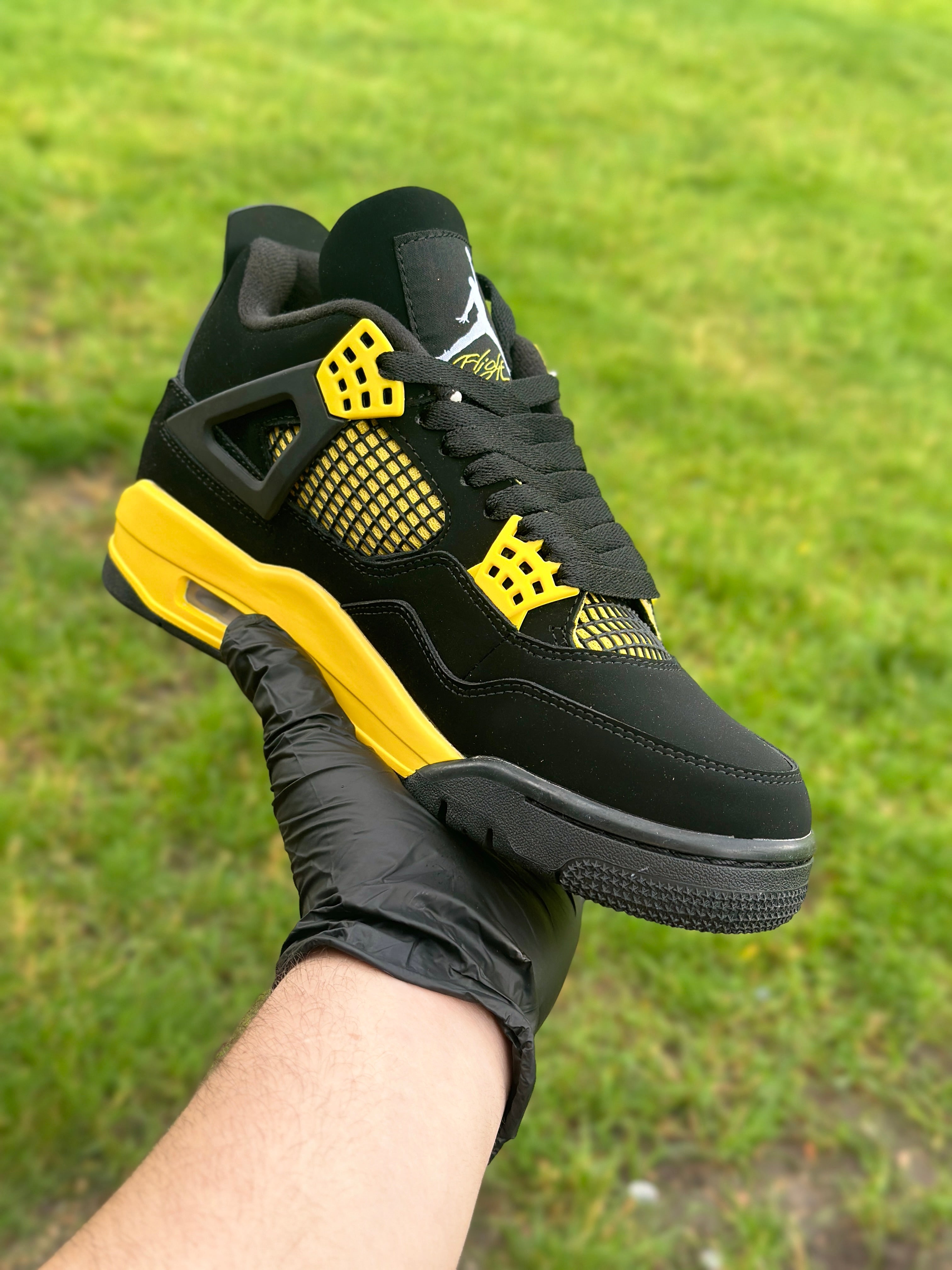 Jordan retro 4