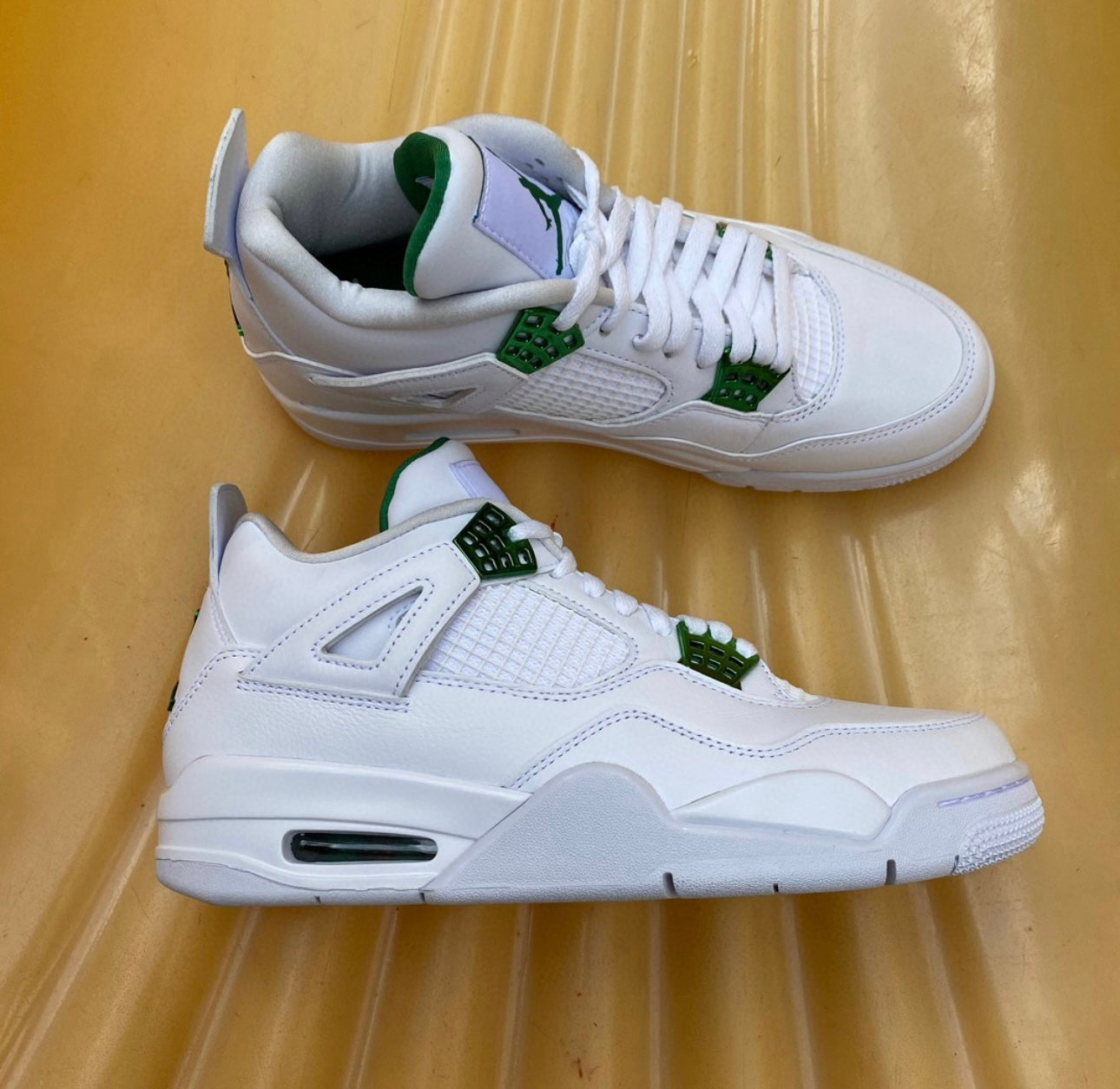 Air jordan 4 Retro Green matallic
