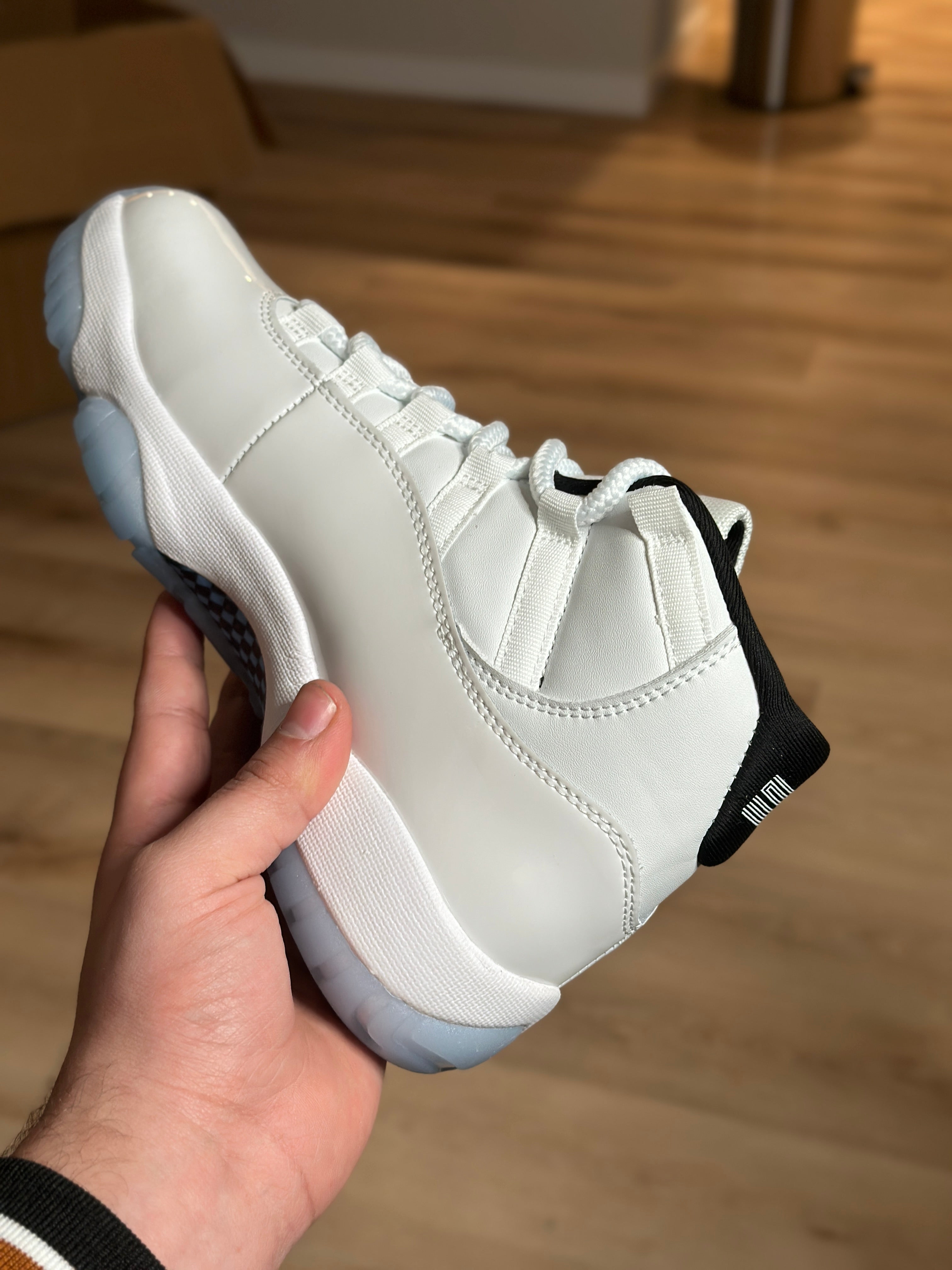 2024
Air Jordan 11 Retro 'Legend Blue /
Columbia' 2024