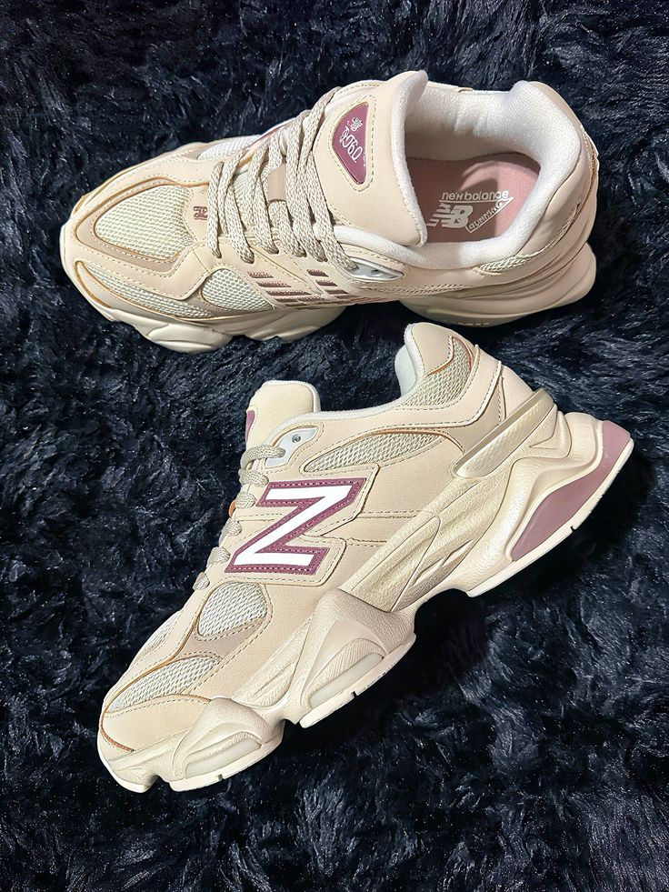 NEW BLANCE 9060 BEIGE