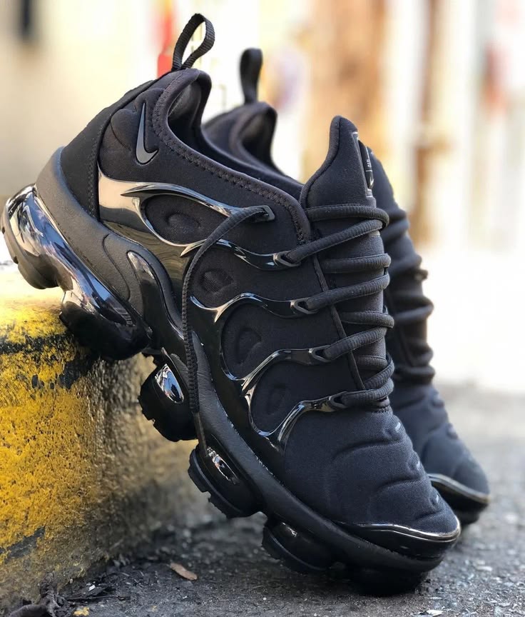 AIR VAPORMAX PLUS