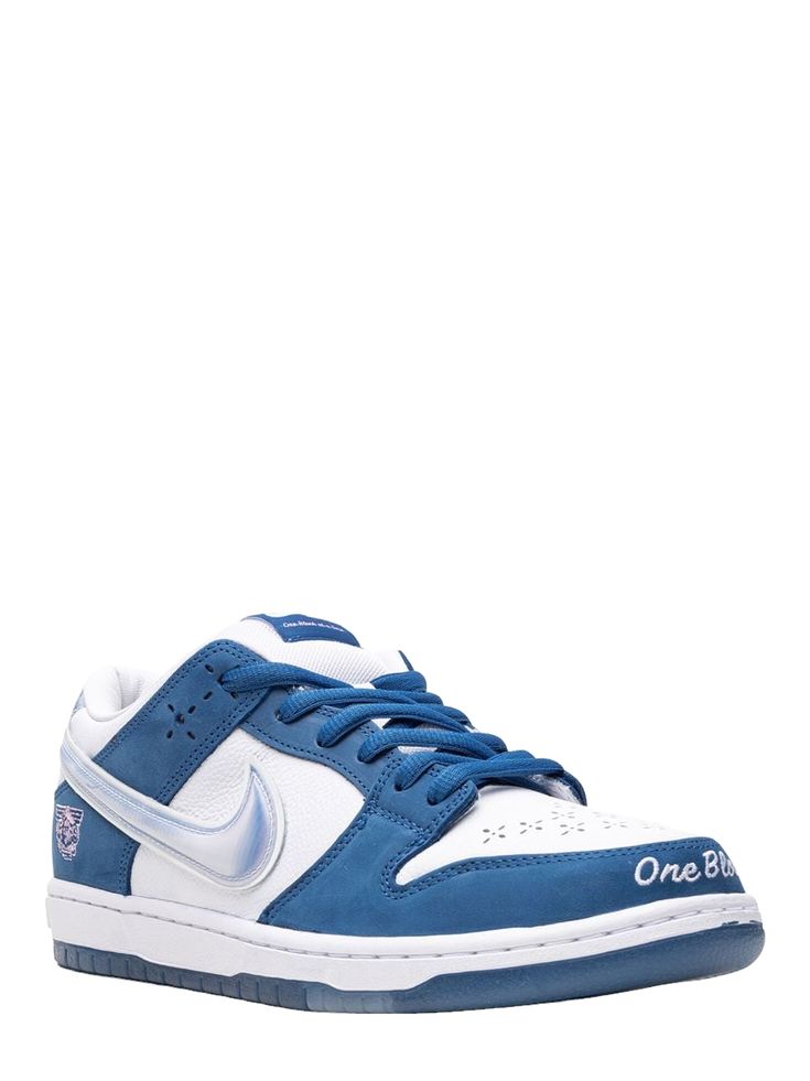 W NIKE DUNK LOW PRO QS